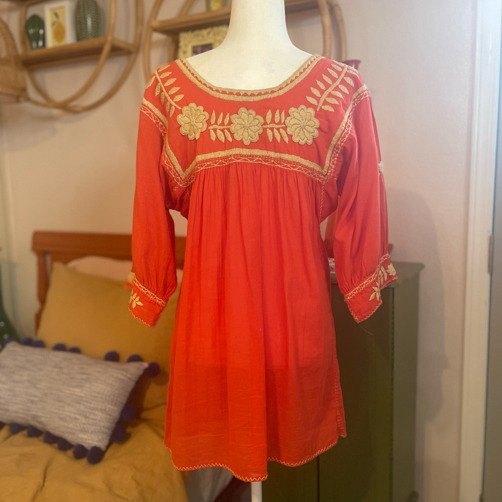 🌻Embroidered Red Peasant Blouse/ Super Mini Dress - Picture 3 of 8